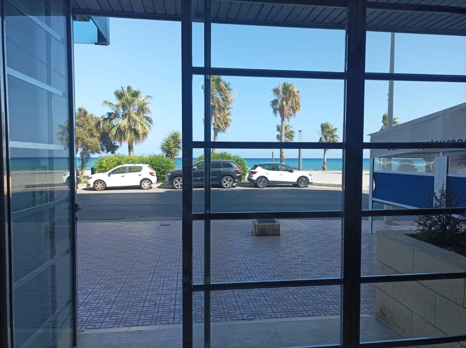 Primera Linea De Mar Torrevieja Kültér fotó
